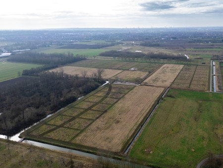 pag 29 de jonge voedselboeren luchtfoto project 3 foto Nils Couwenbergh